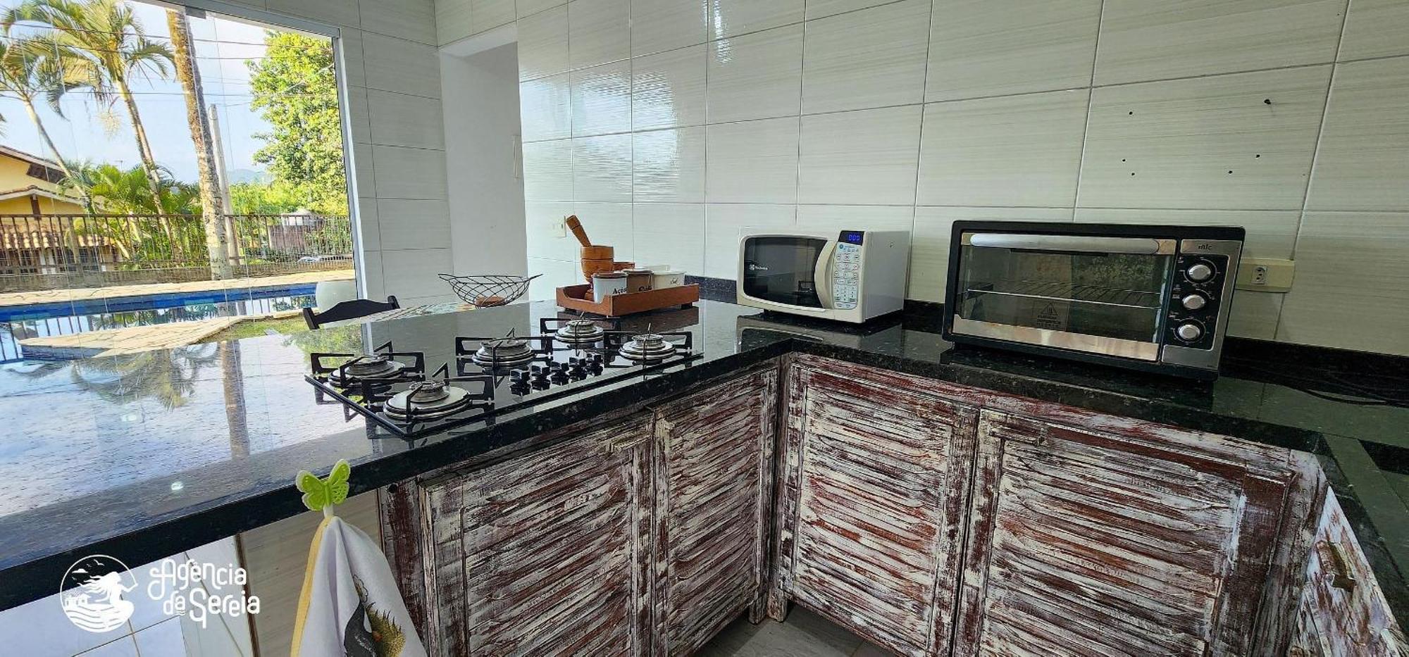 Bela Casa De 4 Suites Com Piscina E Vista - Curral إلهابيلا المظهر الخارجي الصورة